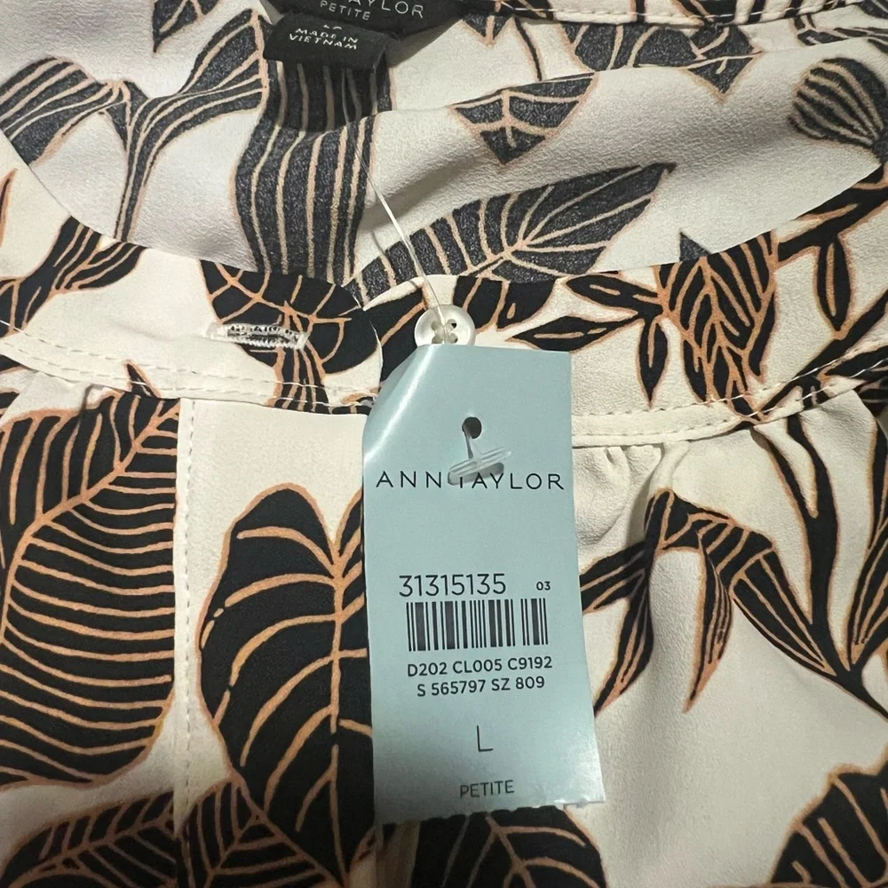 Ann Taylor leafy shirt - Picture 3 of 4